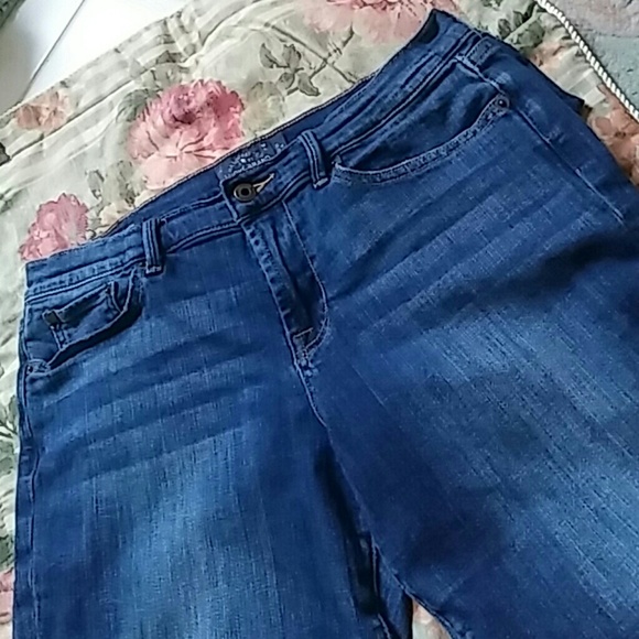 Lucky Brand Sweet'N Straight Jeans - Picture 5 of 7